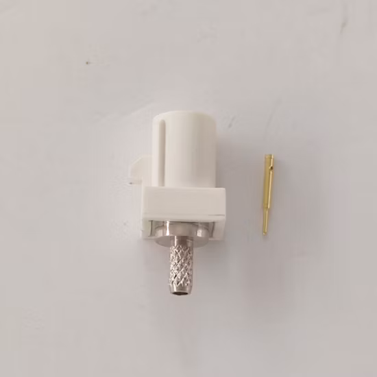 Conector coaxial RF resistente al agua de goma de crimpado de enchufe macho Fakra automotriz para Cable Rg174